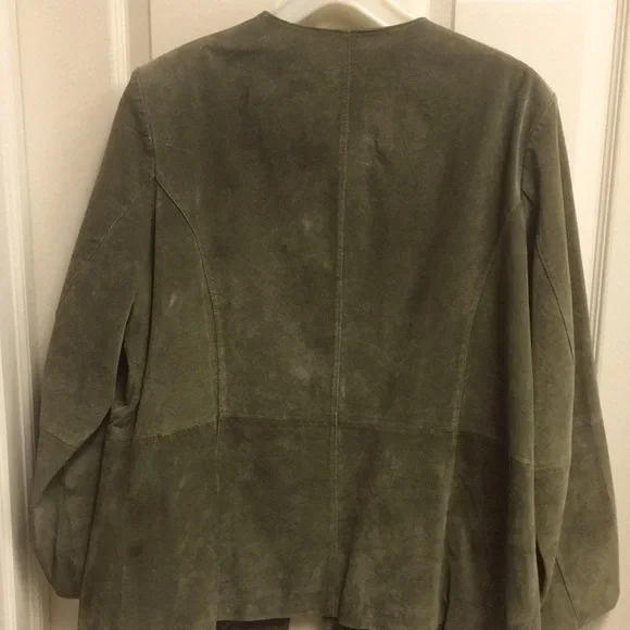 Women's Olive Green Jacket - Picture 6 of 9